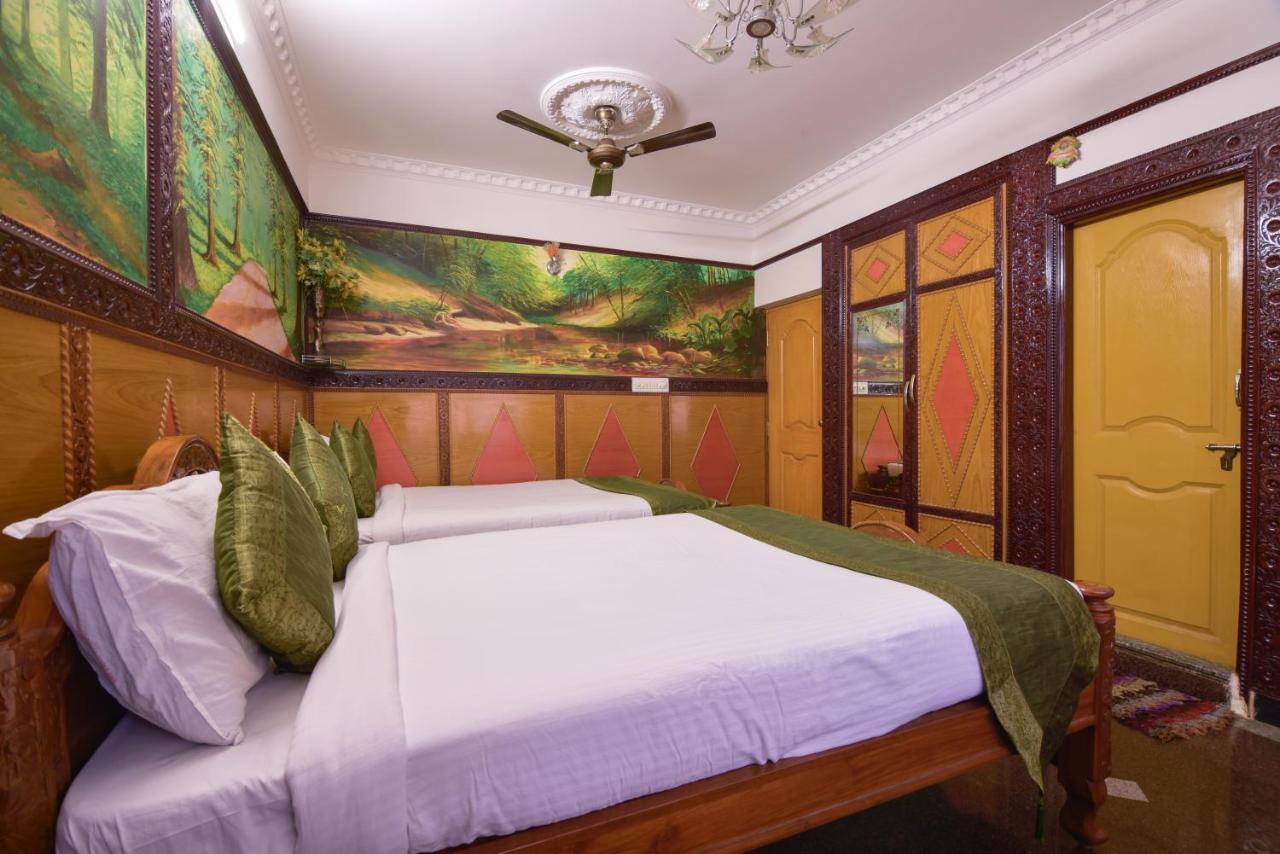 Navanidhi Comforts Bangalore Ngoại thất bức ảnh